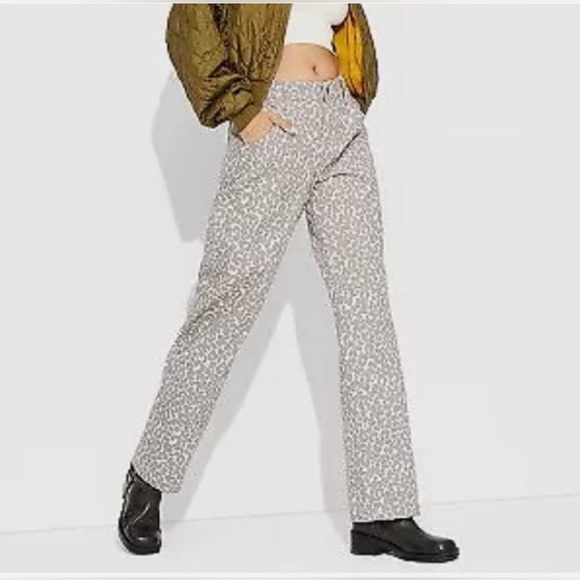 Wild Fable Leopard Print Straight Leg Jeans Size XS - Picture 1 of 13